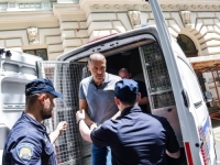 ŠEF POREZNE UPRAVE SNIMLJEN KAKO UZIMA MITO: 'Tu imaš dvije i po hiljade eura...'