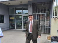 SUĐENJE ZA ZLOČINE U ZVORNIKU: Prema optužnici, oko 400 muškaraca je od 1. do 5. juna bilo nezakonito zatvoreno u Karakaju