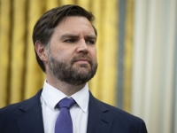ANALITIČAR IZJAVIO DA JE OVO ŠTO SAD RADI RATNI ZLOČIN, ODGOVORIO MU J.D. VANCE: 'J*be mi se kako se to zove'