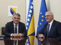 KOMŠIĆ S NOVIM ŠEFOM OSCE-a U BiH: Pravosudni sistem mora biti nezavisan i rasterećen svih oblika političkih utjecaja