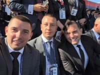 UPAO U LOŠE DRUŠTVO: Helezov zamjenik pratio paradu sa notornim Vulinom