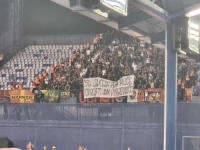 CRNOGORSKI NAVIJAČI NA MAKSIMIR DONIJELI TRANSPARENT: 'Oprosti nam, Dubrovniče'