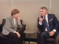 KOMŠIĆ RAZGOVARAO SA SENATORICOM SHAHEEN: SAD ostaje snažan partner Bosne i Hercegovine!