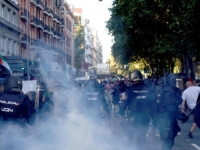 HAOTIČNO U MADRIDU: Završnica utrke zaustavljena zbog antiizraelskih protesta, neredi prekinuli posljednju etapu Vuelte... (VIDEO)