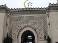 VANDALIZAM U FRANCUSKOJ: Muškarac cijepao primjerke Kur'ana u džamiji u Francuskoj