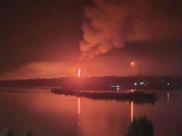 RUSKOJ EKONOMIJI SE CRNO PIŠE: Gori jedna od najvećih naftnih rafinerija... (VIDEO)