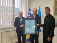 ZAHVALNI VLADI FEDERACIJE: Nikšić proglašen počasnim građaninom Bosanske Krupe