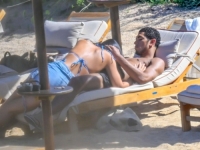 SIROVE STRASTI NA PLAŽI?: Zvijezda Real Madrida i njegova nova djevojka uhvaćeni u škakljivoj pozi (FOTO)
