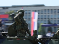 SRBIJA BRUJI O DETALJU SA VOJNE PARADE: Ovo bi Vučić, da je mogao, odmah spriječio! (VIDEO)