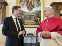 PAPA LAV RAZGOVARAO S IZRAELSKIM PREDSJEDNIKOM O GAZI: Dvodržavno rješenje za kraj višedecenijskog sukoba?
