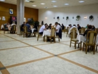 BEZOBRAZNO NISKE CIJENE HRANE U RESTORANU PARLAMENTA BiH: Pečenje jeftinije od čorbe za školarce!