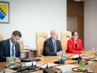 VEČERAS U AMBASADI SAD U BiH: John Ginkel okuplja domaće i strane zvaničnike