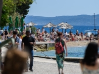 IZNIO NEVJEROVATNU ODBRANU: Indijac osuđen jer je pokušao poljubiti djevojčicu na plaži u Zadru