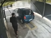 OPLJAČKANA AUTOPRAONICA NA ILIDŽI: Prvo oprali auto, pa obili aparat (VIDEO)