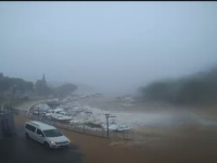 NEVRIJEME PROUZROKOVALO BUJIČNE POPLAVE U DALMACIJI: Zatvorena Jadranska magistrala (VIDEO)