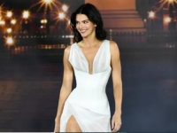 ČISTA ELEGANCIJA: Kendall Jenner osvojila modnu pistu u bijeloj haljini visokog reza