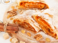 ZA SAT NAPRAVITE SLATKU ŠTRUDLU OD BUNDEVE: Pokušajte što prije, isplati se, a i nije toliko teško kako se...