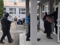 RAZBIJENA GRUPA DILERA: Uhapšeni u akciji 'Soliter' predati u Okružno tužilaštvo Doboj