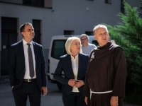 OSIGURATI BOLJE USLOVE SMJEŠTAJA: Borjana Krišto obišla radove na proširenju franjevačkog provincijalata Bosne Srebrene
