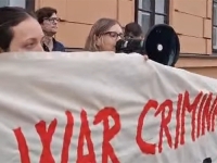 'GDJE SE KRIJEŠ, GENOCIDNU RUKU MIJEŠ...': Demonstracije na Makrovom trgu, aktivisti uputili poruku Plenkoviću i šefu izraelske diplomacije...