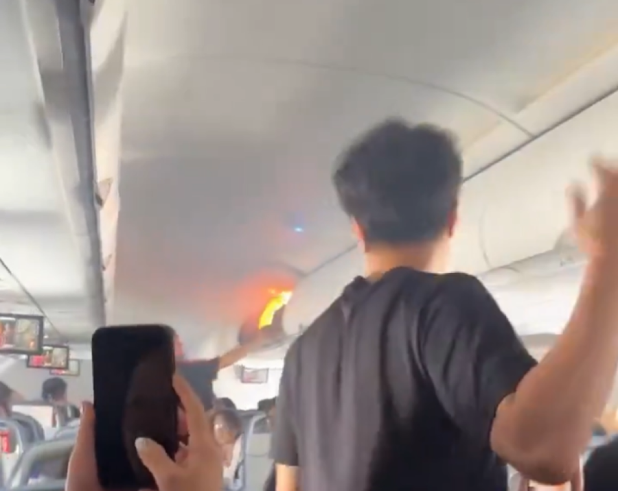 POŽAR U AVIONU NA 10.000 METARA VISINE: Ovo je još jedan u nizu incidenata povezanih... (VIDEO)