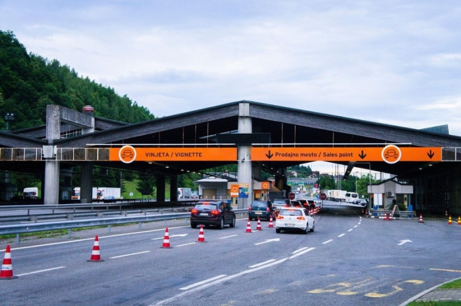 NOVE ODLUKE VEZANO ZA NAPLATU CESTARINA: Vinjete će važiti još...