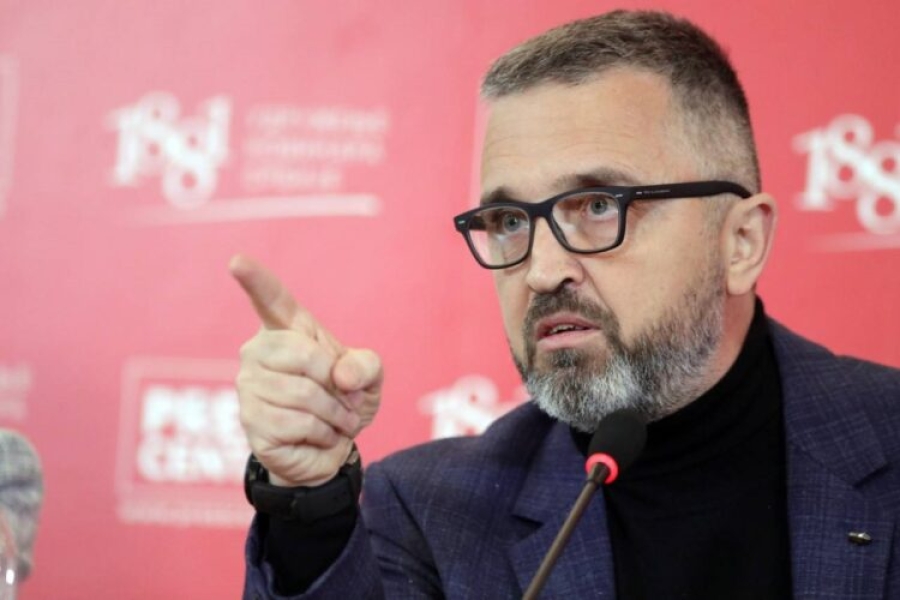 SRAMNA IZJAVA UREDNIKA VUČIĆEVOG TABLOIDA: Studenti mu dali rok od jedan sat da uputi izvinjenje