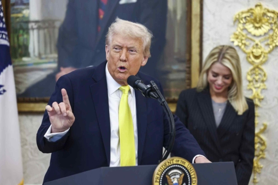 RAT NA POMOLU: Trump prijeti kopnenim napadom
