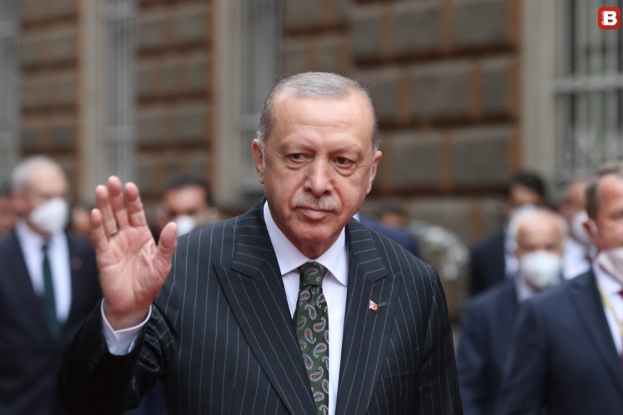'OSVOJIO SRCA PLEMENITOŠĆU, KARAKTEROM I UZORNIM STAVOM': Erdogan odao počast Aliji Izetbegoviću povodom 22. godišnjice smrti