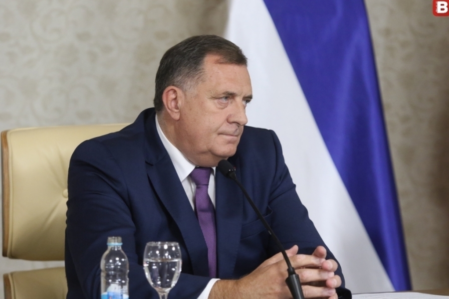 DODIK NOVINARIMA POSLIJE SJEDNICE VLADAJUĆE KOALICIJE U RS: 'Željka Cvijanović neće biti...'