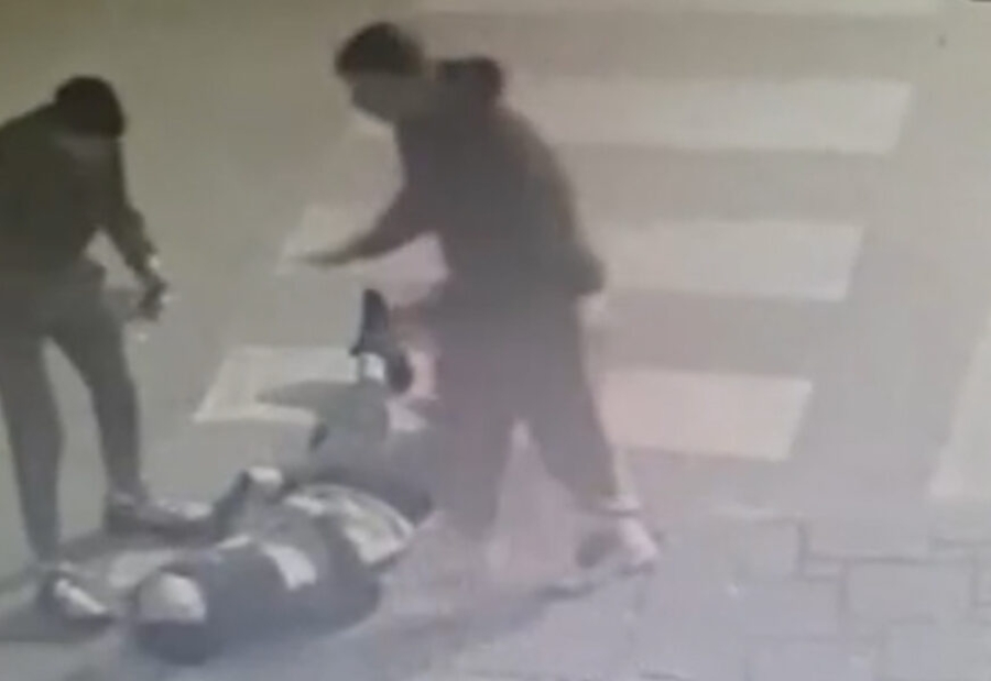 BRUTALAN NAPAD NA DJEČAKA U BANJALUCI: Huligan udario dijete drvenim kocem u glavu, pušten na slobodu