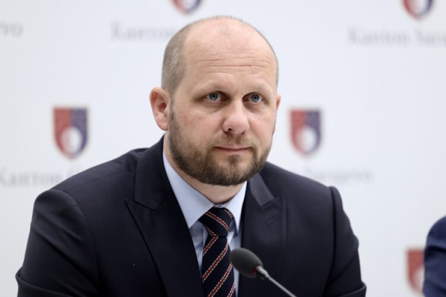 BURNO NA SJEDNICI SKUPŠTINE KS: Dević i Okerić se posvađali, uključio se i Zahiragić