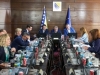 NIKŠIĆEVA VLADA DIJELI NOVAC: 50 miliona KM gradovima i općinama