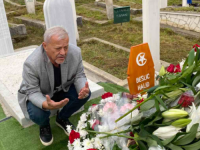 EMIR HADŽIHAFIZBEGOVIĆ DAN NAKON ISPRAĆAJA VELIKANA NARODNE MUZIKE: '12 sati poslije tvoje dženaze, ljepoto naša...'
