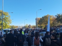 STUDENTI IZ BEOGRADA KA NOVOM SADU KREĆU U 10 SATI: Početna stanica je na mjestu gdje su protesti i počeli (VIDEO)