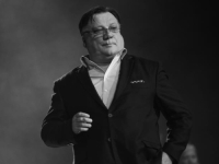 BANJALUČANI SE OPRAŠTAJU OD HALIDA: Okupljanje kod bivšeg kina 'Kozara' u čast legendarnog pjevača...