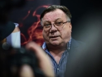 'IMAO JE SRCE VEĆE OD DŽEPA': Još jedna priča običnog čovjeka kakav je bio Halid Bešlić - Nije dozvolio da pacijenti plate svoj lijek...