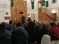 DŽEMAT ŠOKIRAN:  Napad na imama prekinuo džuma-namaz