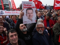 DRAMA U ISTANBULU: Zatvoreni gradonačelnik Imamoglu na saslušanju zbog špijunaže; Stotine pristalica dalo podršku