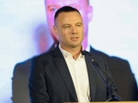 ALEKSANDAR VUKOVIĆ PORUČUJE: 'Pregazili smo SDA na sjeveru BiH, u Podrinju će se sastajati samo ispod šljive kod Ramiza...'