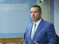 ADRIJAN VUKSANOVIĆ ZA 'SB': Ideološki potomci Miloševića opet sanjaju tuđe granice, BiH mora ostati cijela, Srbija da prizna Kosovo
