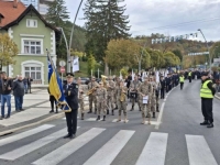 'BILI SMO LJUDI, IMALI SMO OBRAZA': Krajina se sjeća svojih heroja, 33. godišnjica formiranja 5. korpusa obilježena u Cazinu