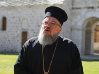 IGUMAN DANILO ZA 'SB': Ratne i nacionalističke priče političare održavaju na vlasti, a nas ubija korupcija, za sve se mora podmićivati...