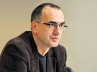 NOVOSADSKI PROFESOR BEZ DILEME : Region će odahnuti kada u Srbiji ode aktuelni režim
