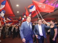 PARADA PIJANSTVA I KIČA...: SNSD-ovci napravili proslavu za Đajićev rođendan, stigao i Dodik