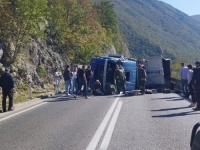 PRITEKLI U POMOĆ: EUFOR-ovi vojnici brzom reakcijom izvukli povrijeđenog vozača