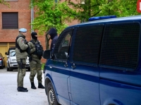 U TOKU JE VELIKA POLICIJSKA AKCIJA: Pretresi na Stomatološkom fakultetu, Kantonalnoj upravi za inspekcijske poslove, Mašinskom i Ekonomskom fakultetu...