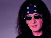 HIT NA INTERNETU: Procurila fotografija i ime ljubavnice Jure Stublića...