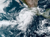 STIGLO UPOZORENJE METEOROLOGA: 'Iznad Italije se upravo formirao sekundarni ciklon. Evo šta nam slijedi u narednim satima...!'