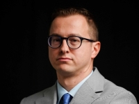 JASMIN MUJANOVIĆ ZA 'SB' POVODOM LOBIRANJA VLADE RS U LONDONU: 'Dodik očigledno razumije real-politiku mnogo bolje od političara u Sarajevu!'